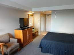 · business amenities in royal executive inn west edmonton include desks and complimentary weekday newspapers. Room Picture Of Royal Hotel Edmonton Airport Trademark Collection By Wyndham Leduc Tripadvisor