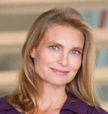 17501 Tramonto Dr, Pacific Palisades, CA 90272