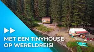 Na een korte stop van twee weken is vanaf maandag 7 januari om 21.30 uur bij sbs6 het vervolg van wereldreis op wielen te zien, dat begint met in de afleveringen die volgen zetten bram en martine en hun kinderen, ferry en mariska en hun kinderen, het stel sonny en jaydi en de vriendinnen. Met Een Tinyhouse Een Droomreis Maken Wereldreis Op Wielen Youtube