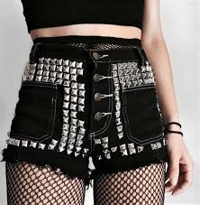 Petitegonewild is a place for women, whether skinny, short or with small features, to post photos of themselves for karma; 22 Grunge Outfits Ideas With Fishnet Tights Ninja Cosmico