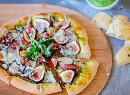 25 Ausgefallene Pizzabelag Ideen Die Den Gaumen Schmeicheln Pizzabelag Prosciutto Pizza Pizza Topping Ideen