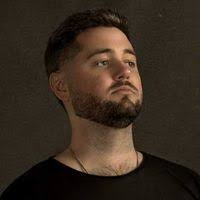 Taylor Dutton's Instagram, Twitter & Facebook