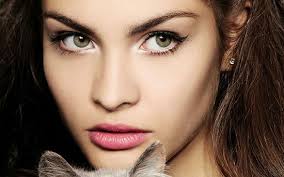 Julia Milan (juliamilan)