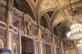 Rezerva online cele mai ieftine bilete de avion click aici! Interior De La Opera De Viena Desde El Palco Imperial Picture Of Opera Of Vienna Guided Tour Tripadvisor