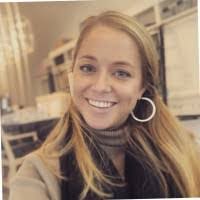 Suzanne Storm's Instagram, Twitter & Facebook