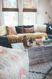 8 Dreamy Bohemian Spaces That Will Make You Swoon Daily Dream Decor Home Decor Decorating Small Spaces Home