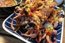 Ikan bakar sambal belacan di kota bharu, ikan bakar berempah di kota bharu, celup tepung, ketam nipah, kepala ikan merah masak lemak cili api. Sotong Bakar Yang Penuh Rasa Masam Manis Dan Masin Resipi Yang Ringkas Tapi Memberi Rasa Enak Pada Sotong Seafood Recipes Recipes Food