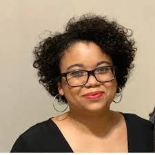 Lisa Cabrera's Instagram, Twitter & Facebook