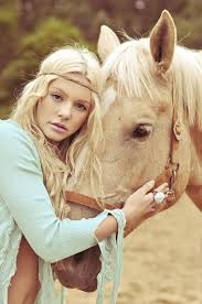 That Is Why I Want A Palomino Because I Have Blonde Hair Like That Girl And It Would Match The Horse Horse Girl Horses Horse Love