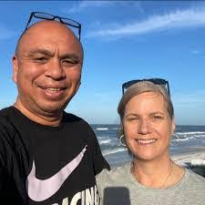 Mindy Bunch's Instagram, Twitter & Facebook