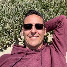 Is it safe to tow a 2026 Jayco 287BHSW travel trailer with a 6-inch lift  and 37s at high speeds?