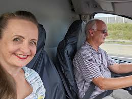 A great night as always even though we were a few missing. We started early  with some nice beginner dances and again we ran slightly over ( i just  don't understand how