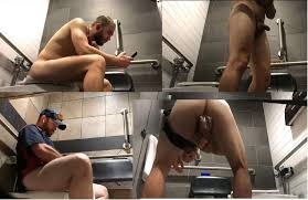 Male Wiping & Spy compilation - ThisVid.com