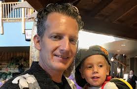 Jesse Parsons's Instagram, Twitter & Facebook