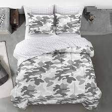 Featuring a palette of soft grays in a camo pattern, this set is sure to add edgy style to their space. Amazon Com Heritage Kids Camouflage Comforter Set Twin Grey Home Kitchen
