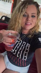 Mary Waldrop's Instagram, Twitter & Facebook