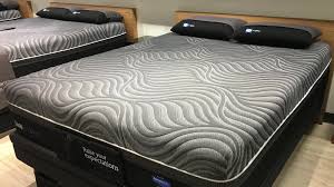 Sealy Hybrid Mattresses Our Expert Overview Goodbed Com