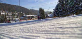 Malebná obec v centru jizerských hor se zaměřením na turistický ruch. Lyzarsky Areal Bedrichov Bedrichov Jizerske Hory
