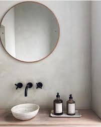 Lungo e stretto, che risulta molto funzionale e originale. 5 Consigli Su Come Ottimizzare Un Bagno Piccolo Interiorbe