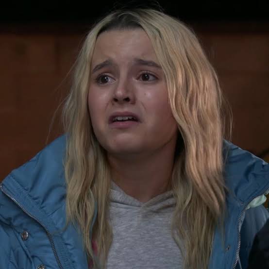 ITV Coronation Street Betsy's downfall 'exposed' as Carla rushed to hospital - Liverpool Echo