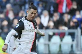 Contracted to juve until 2022, romano says ronaldo is not negotiating a new deal as the serie a giants wait for the superstar to decide whether he stays or leaves. Cristiano Ronaldo Transfer News Update Juventus Star Contemplating Psg Move After Champions League Exit Football News