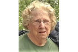 Fern Madden's Instagram, Twitter & Facebook