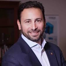 Timothy Sain's Instagram, Twitter & Facebook