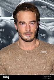 Carne's hi-res stock photography and images