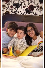 Everyone in the kapoor family is celebrating the birth of kareena's little baby boy taimur ali khan. Karisma Kapoor S Mumbai Home Take A Tour Inside Karisma Kapoor S Khar Apartment Vogue Vogue India
