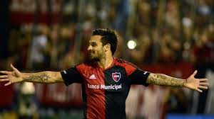 Este partido arranca 13.15 y podrá verse por fox sports. Newell S Cancelo Una Deuda Y Firmara Con Scocco Mendovoz