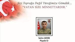 Sivas gemerek şehit i̇lker uçar çepni i̇lkokulu / ortaokulu resmi hesabıdır. Hakkari De Patlayicinin Infilak Etmesi Sonucu Yaralanan Asker Tedavi Gordugu Hastanede Sehit Oldu