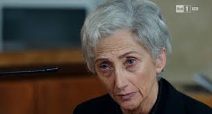 Raggiungere l'altare e pronunciare il fatidico sì. Ascolti Tv Straordinaria Lunetta Savino Felicia Impastato Vince Anche In Replica Nettamente Battuta La De Filippi Terni In Rete