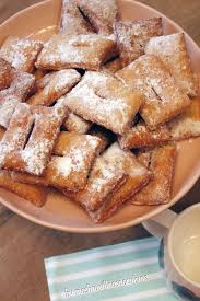 Les Bugnes Les Oreillettes Ou Beignets De Carnaval Mes Brouillons De Cuisine Bugnes Cuisine Beignets