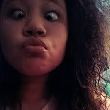 Ariana Bonner's Instagram, Twitter & Facebook