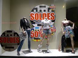 Les soldes d'été 2015 débutent ce mercredi 24 juin dans la plupart des départements et se terminent le mardi 4 août. Soldes D Ete 2015 Dates Et Conseils Mode H Auteurs De L Actualite