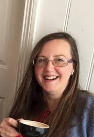 Benefits of a pantry with a counter