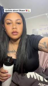 Shaun Bless's Instagram, Twitter & Facebook