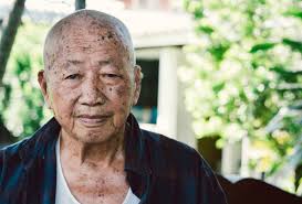 明年的這時候，我們一定會一起回到家鄉。」