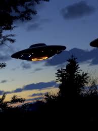 Second video of mysterious craft spotted in Washington State #ufo #space  #mystery #scifi #digitalart This video was created digitally