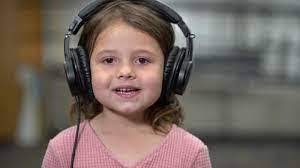 Danielle Hecox's Instagram, Twitter & Facebook