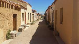 Tripadvisor'da cabras için, gezginler tarafindan 74 otel hakkinda yapilmis 5.296 yorumu okuyun, 4.079 resmi görün ve en iyi fiyatlari bulun. Spaghetti Western Town A Curiosity Review Of San Salvatore Di Sinis Cabras Italy Tripadvisor