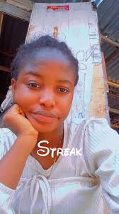 I'm craving something strange tonight 🥹 Noodles or ramen 🍜 😋 and  chopsticks 🥢🥢🥢🤤🤤🤤🤤 You can say too much kdrama I don't care 💅💅💅😌  Follow Favour Onyinyechi Christopher, your exceptional data vendor.