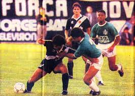 Atletico nacional are colombia's most successful club with 15 primera division titles to their name, but their illustrious history has a dark side. Pablo Escobar Eurico Miranda E A Libertadores De 1990 O Curioso Do Futebol