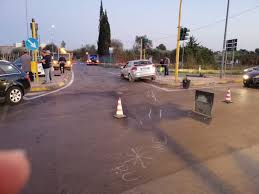 Sconcerto circa il motivo dell'impatto. Bari Brutto Incidente Tra Due Audi In Via Fanelli 3 Persone In Codice Giallo