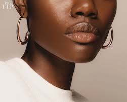 6 Ways to Support Your Skin With Sleep and Hydration