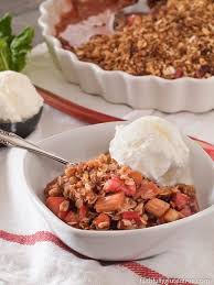 Even if you yourself aren't vegan and/or gluten free, it's nice to have a dessert on hand for friends/family members . Classic Gluten Free Rhubarb Crisp Faithfully Gluten Free