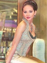 Born 18 december 1974 in alexandria, egypt) is an egyptian actress,23 model,4 and ballerina.567. Nelly Karim Picture