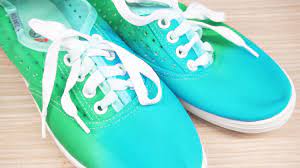 After i dyed my shoes, i used some bleach and a cricut stencil to add some fun designs to the back of my shoe. How To Tie Dye Shoes With Pictures Wikihow