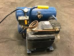 For over 60 years, professionals have relied on emglo for the highest quality of pneumatic tools. Used Emglo Am780 Hc4v 1 5 Hp Electric Air Mate Compressor Coast Machinery Group