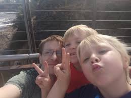 Free furniture giveaway in Spokane